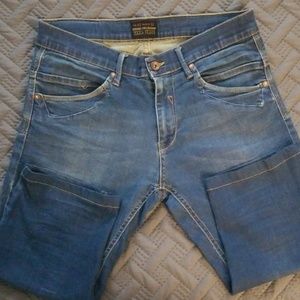 Zara capri length jeans, size 12